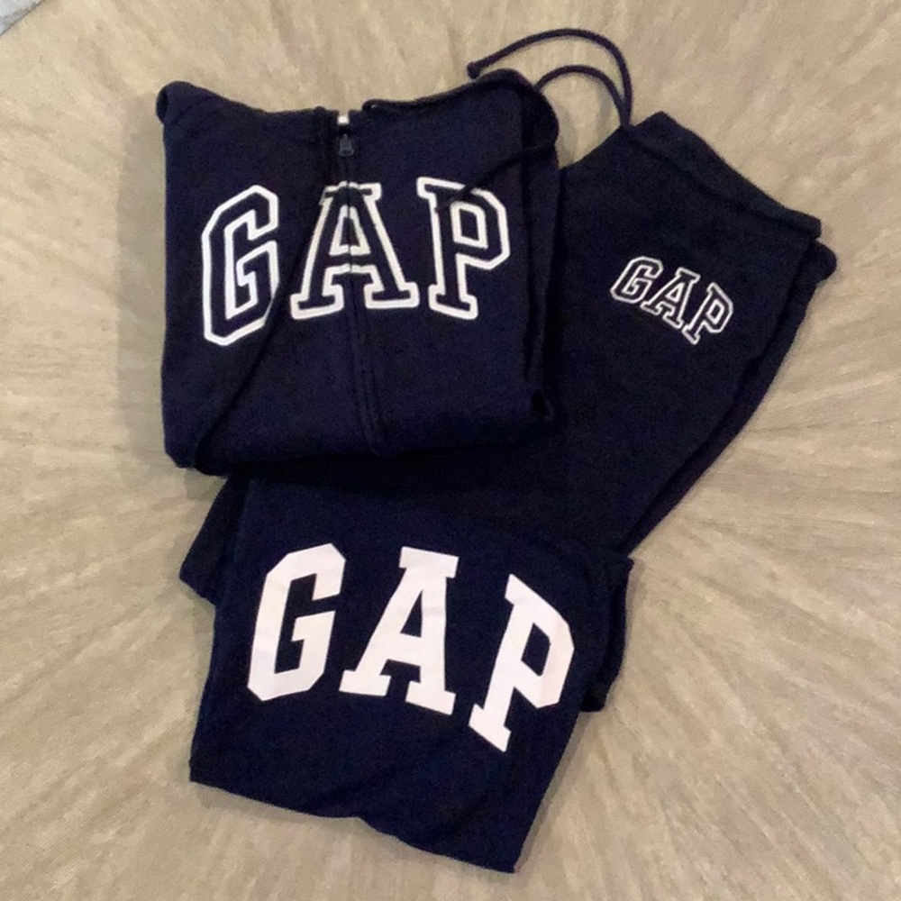 GAP Matching Zippy Sweatshirt, Sweatpant and Matching Short Sleeve Tee S…